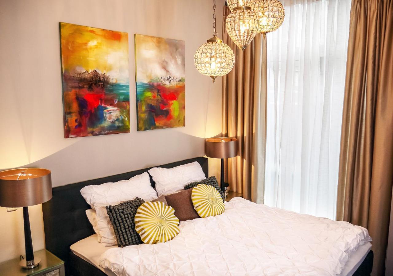 Comfort And Style In City Center With Ensuite Bathroom On Schaafenstrasse Köln Eksteriør bilde